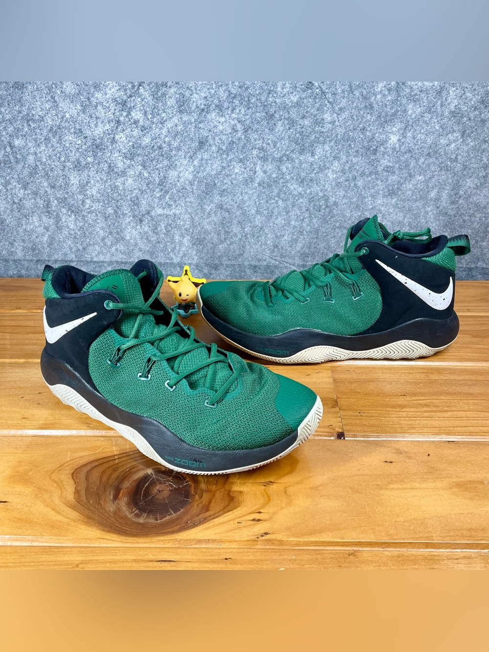 Nike Zoom Rev II TB Mens Size 16 Green Black White Basketball Shoes AO5386-300